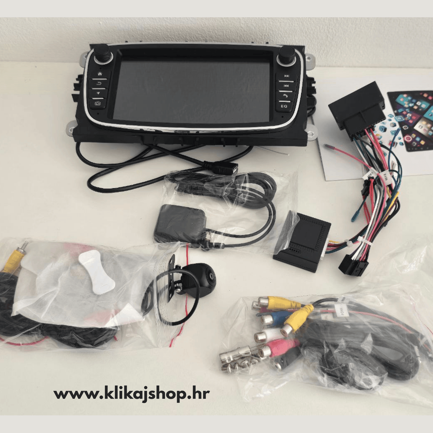 ford c-max navigacija